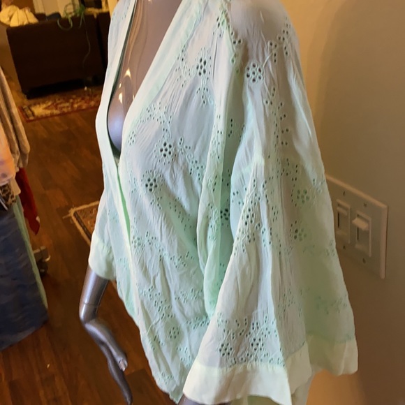 NWT Young Fabulous & Broke 3/4 Sleeve Top - Picture 4 of 8